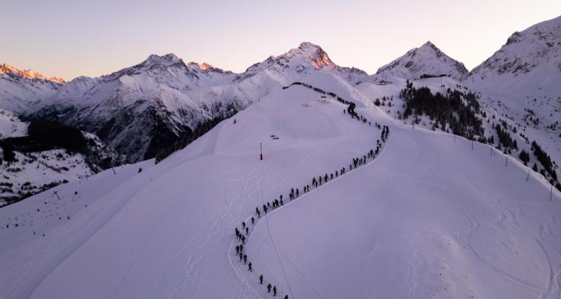  - Dans la neige et la nuit, 1000 coureurs affrontent le trail blanc