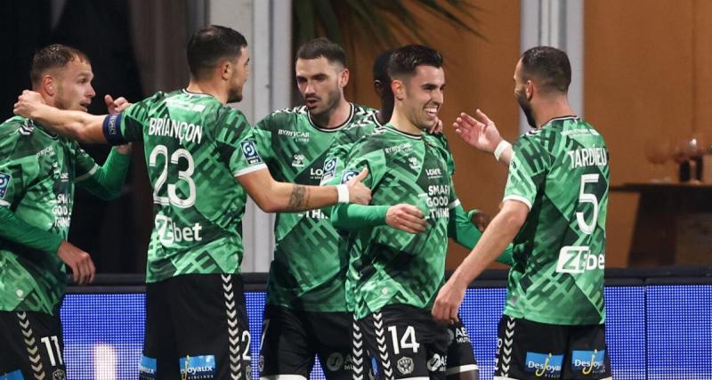  - Pau - ASSE : un coup franc qui vaut trois points... les notes des Verts