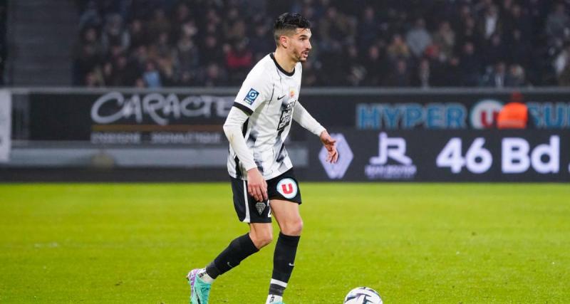  - Angers : accusé d'un geste obscène à Bastia, Zinédine Ferhat reçoit le soutien du SCO