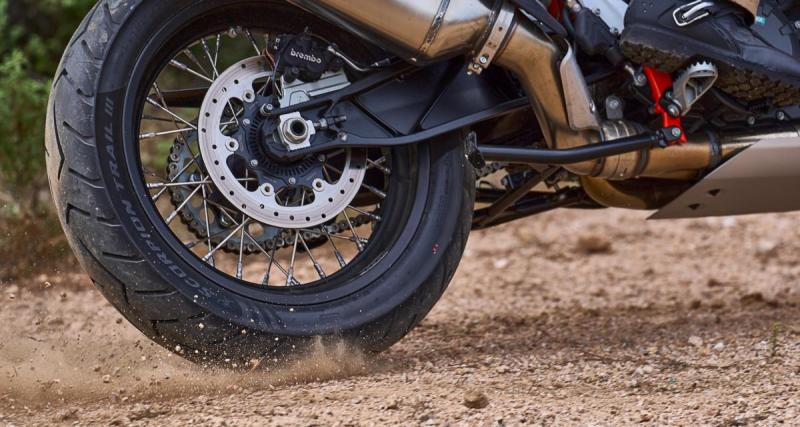  - Nouveaux pneus Pirelli Scorpion trail III