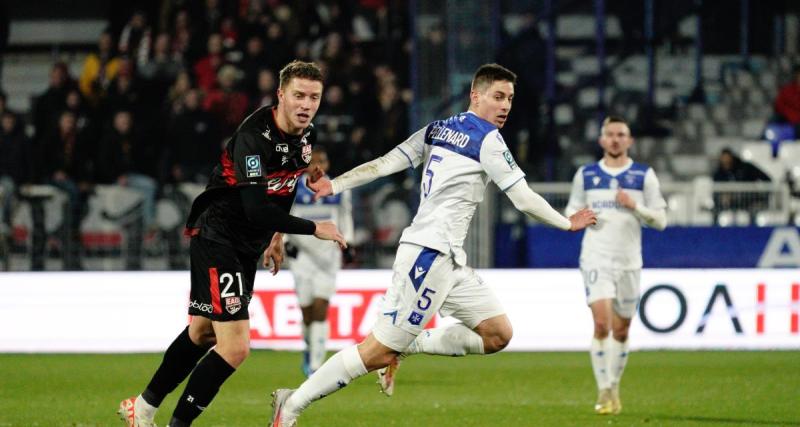  - Auxerre tenu en échec, Valenciennes gagne enfin...Les résultats du soir en L2