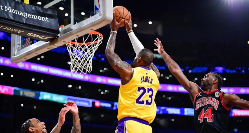  - NBA : malgré un Curry en feu, les Lakers domine Golden State avec un triple-double de LeBron