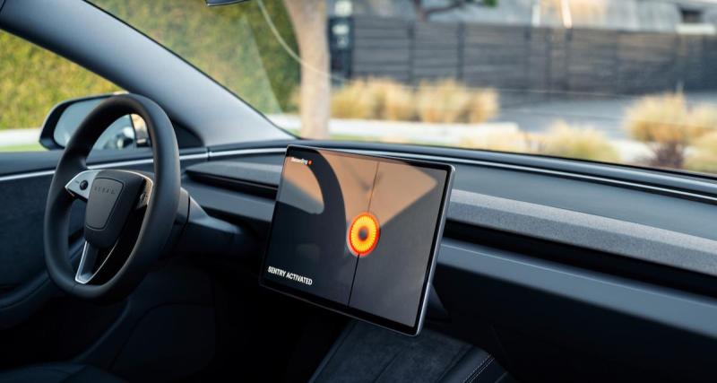  - Pirater une Tesla peut rapporter très gros, ces hackers le montrent