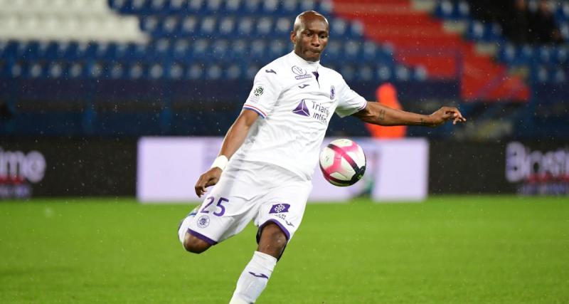  - Stéphane Mbia va s'engager avec la Berrichonne de Châteauroux