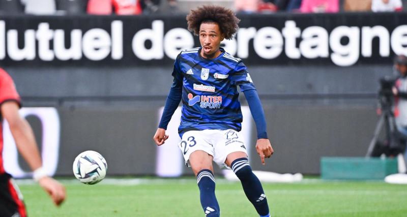  - Dunkerque : Hugo Gambor file en Belgique (off)