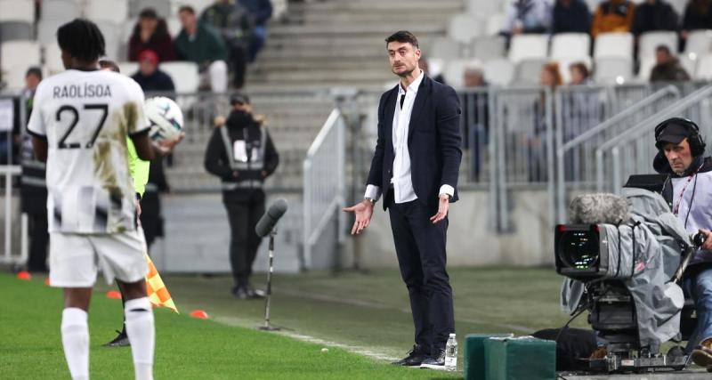  - Bordeaux : Albert Riera exprime sa déception suite au mercato