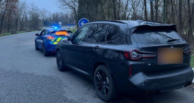  - Trop enthousiaste de voir le barrage d’autoroute levé, il se fait prendre à 225 km/h dans l’Ain