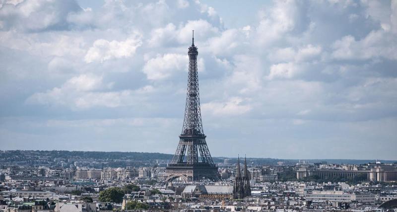  - La voiture ne reviendra pas devant ce grand monument de Paris, annonce Anne Hidalgo