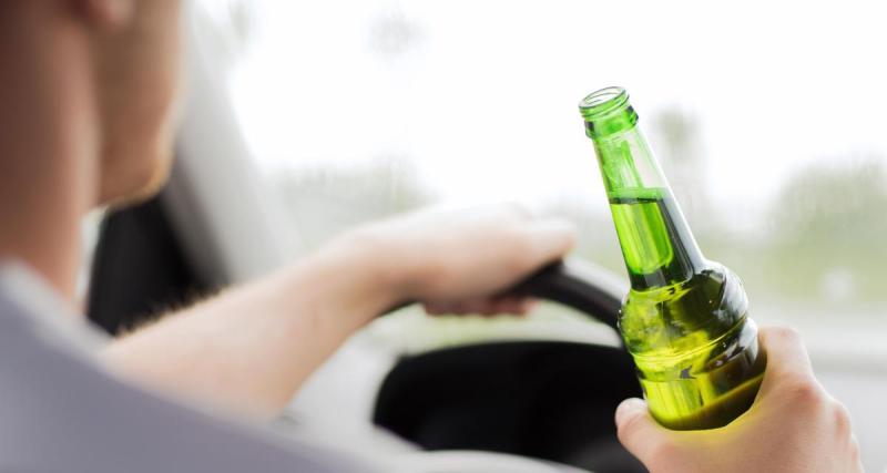  - Il envoie sa voiture dans le fleuve avec plus de 3 grammes d’alcool dans le sang alors qu’il se rendait… chez son addictologue