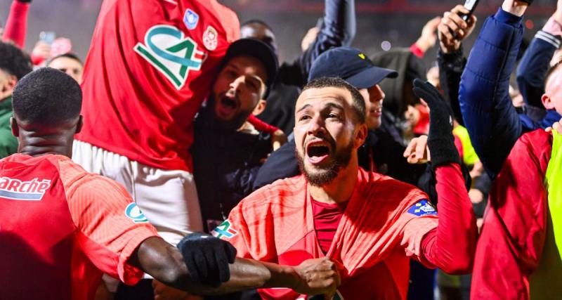  - Coupe de France : l'incroyable communion entre les joueurs et les supporters de Rouen