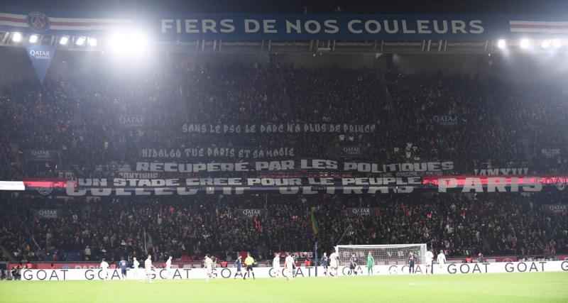  - PSG : présents au centre d'entraînement, les Ultras envoient un message fort à Kylian Mbappé