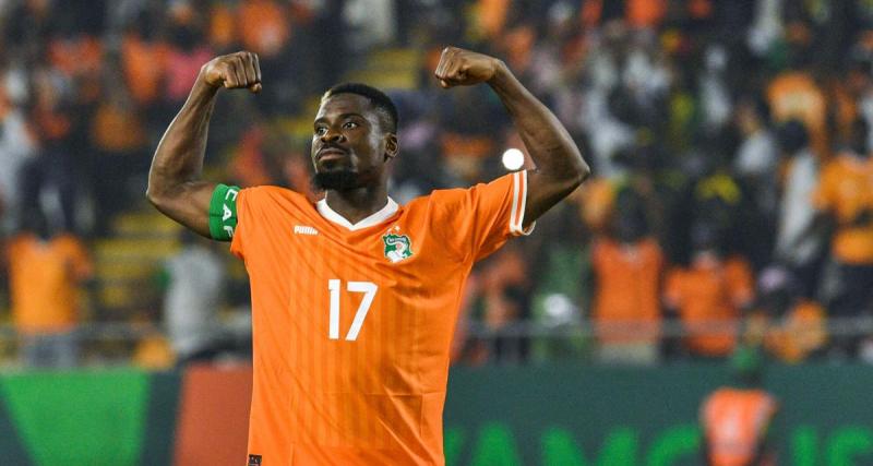  - Côte d'Ivoire : Serge Aurier craque en plein live et insulte un influenceur avec force 