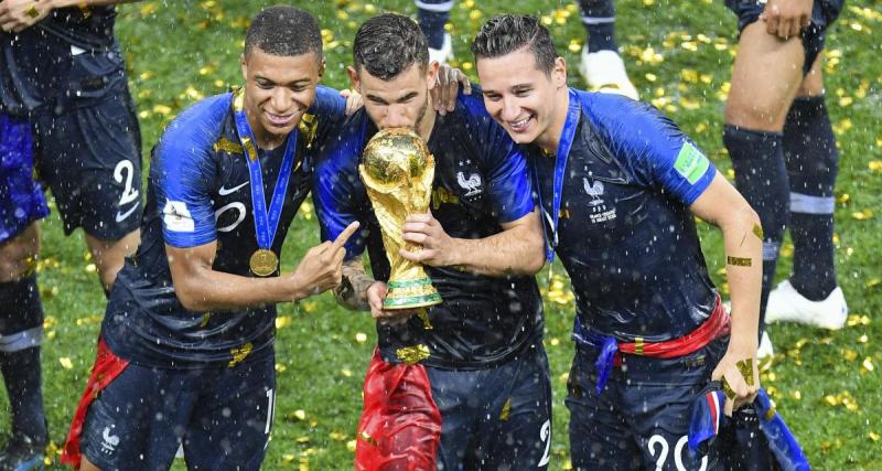  - La FIFA réfléchirait à l'unification du trophée de la Coupe du Monde chez les hommes et les femmes