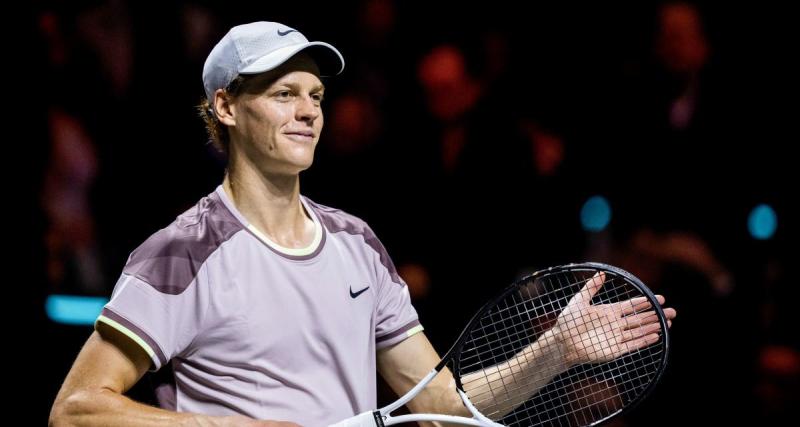  - Rotterdam : bousculé, Jannik Sinner se hisse en demi-finales après l'abandon de Milos Raonic