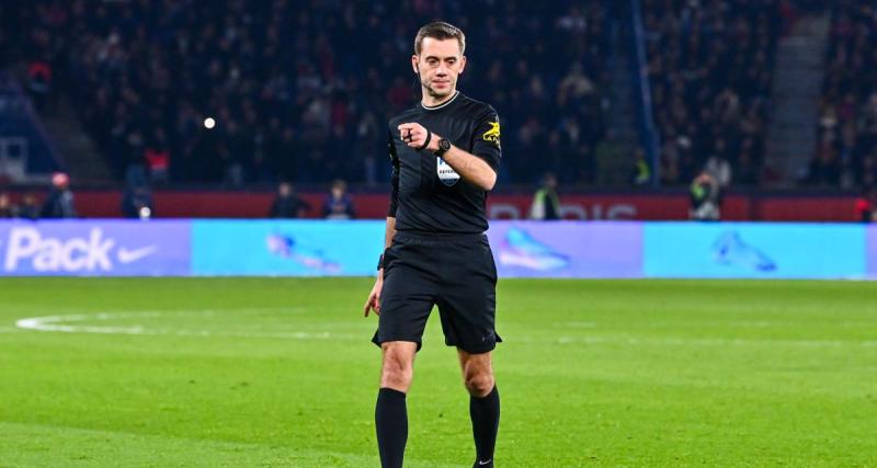  - Coup de tonnerre, les arbitres bientôt équipés de micros en France