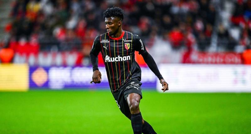  - RC Lens : un joueur des Sang et Or s'approprie un drôle de record 