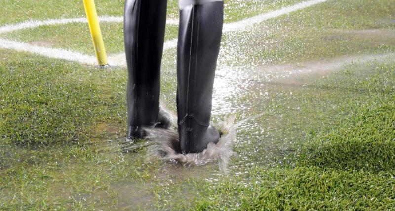  - Foot Amateur : une Ligue reporte tous ses matchs sur terrain naturel ce week-end