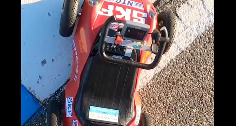  - VIDEO - Il modifie une voiturette pour enfants afin de la faire rouler à près de 150 km/h