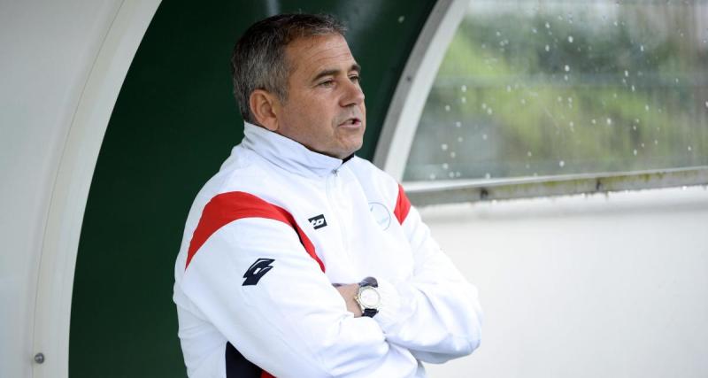  - N2 : avant-match animé entre Cannes et Fréjus, Michel Estevan chahuté
