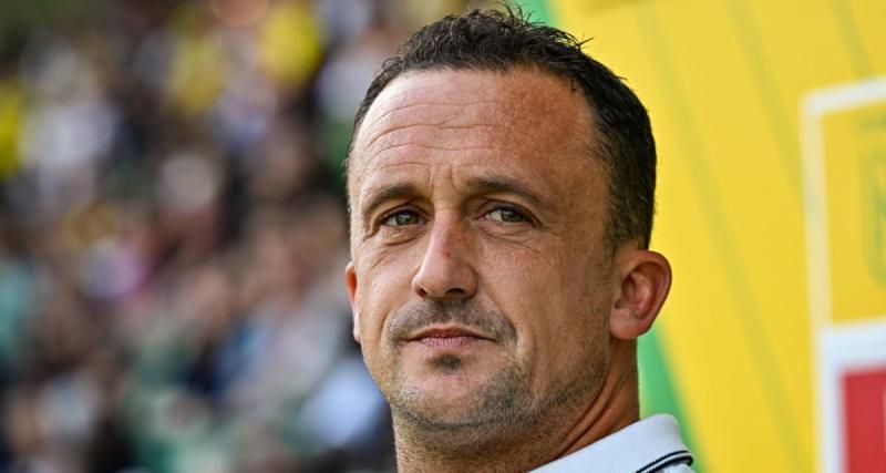  - FC Nantes : Aristouy à fond derrière les jeunes Canaris