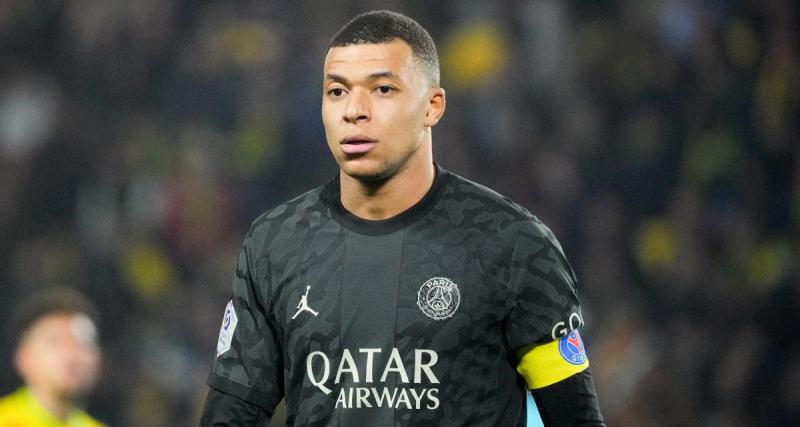  - PSG : Kylian Mbappé sorti à la pause à Monaco ! 