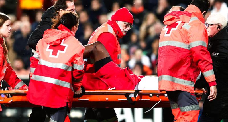  - Étranger : la terrible blessure de l'ancien Lyonnais Mouctar Diakhaby en vidéo