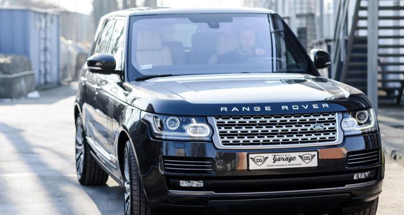  - Il vole un Range Rover pour finir dans un poteau, l’automobiliste perd les 1500€ qu’on lui avait promis