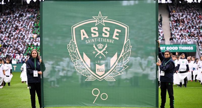  - Saint-Étienne : Issiaka Touré signe son premier contrat professionnel (off)