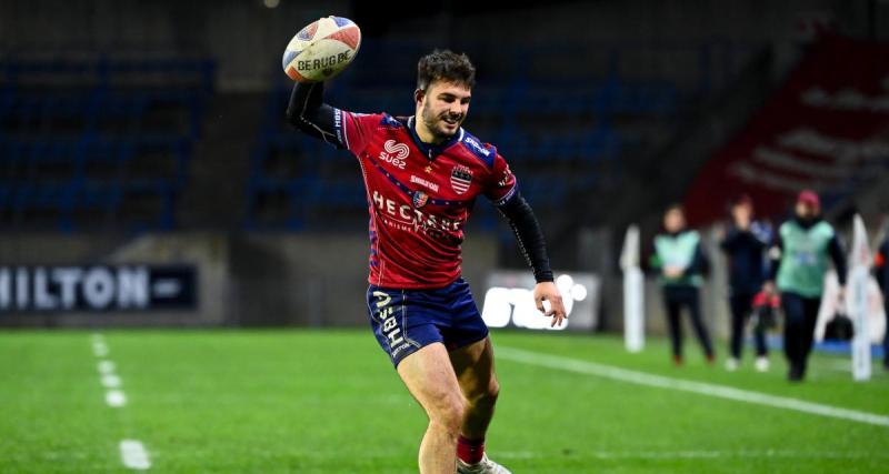  - Béziers : quand un rugbyman inscrit un essai magnifique en finissant ... les fesses à l'air 