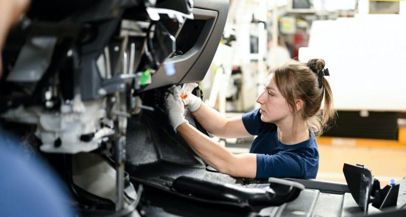  - Voitures électriques : la France a un nouveau problème, la production en berne