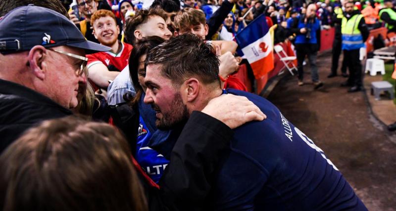  - XV de France : la pancarte hilarante d'un jeune supporter présent au Pays de Galles à destination de sa professeure