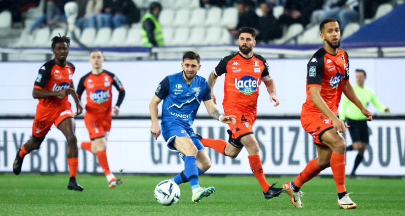  - À la pause, Laval mène d’une courte tête contre Grenoble 