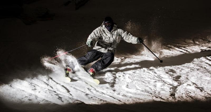  - VIDEO - Session de ski nocturne fantastique pour ce rider