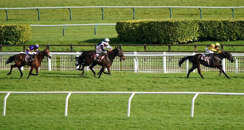  - Résultats course PMU : Wukhann vainqueur du Prix de la Gloriette à Saint-Cloud