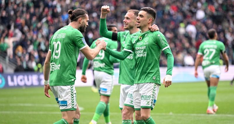  - Ligue 2 : Saint-Etienne monte sur le podium, Angers et Bordeaux calent… tous les résultats