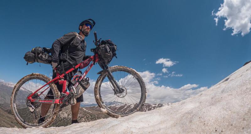  - FILM - L'Ouzbekistan en solo et en VTT