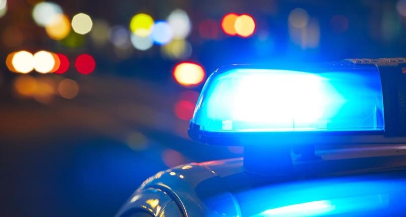  - À 17 ans, sans permis, il percute une voiture… de police !