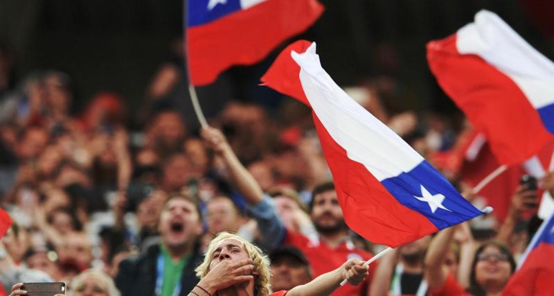  - France - Chili : les supporters Chiliens mettent l’ambiance à Marseille malgré la pluie