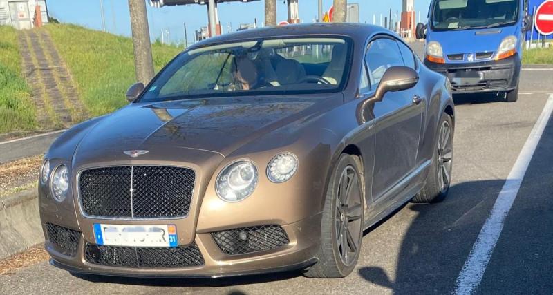  - L’automobiliste retraité tient toujours la forme, il pousse sa Bentley à 190 km/h sur l’autoroute