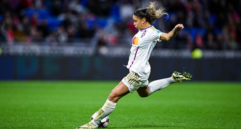  - OL (F) : le but exceptionnel de Delphine Cascarino en solitaire face à Benfica