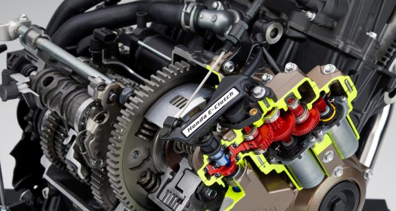  - Honda a-t-il révolutionné l'embrayage moto pour toujours ?