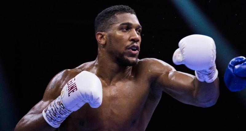  - Boxe : "C’est pas grave, n’abandonne pas", les mots forts d’Anthony Joshua à Tony Yoka