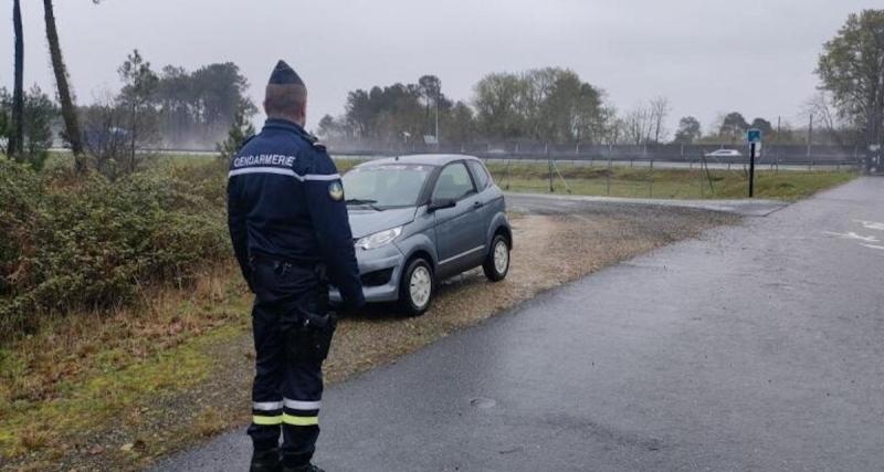  - L’automobiliste roule en voiture sans permis sur l’autoroute, les gendarmes l’escortent en lieu sûr