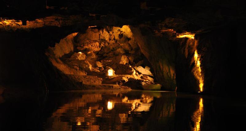  - VIDEO - Session foil magique dans un lac souterrain