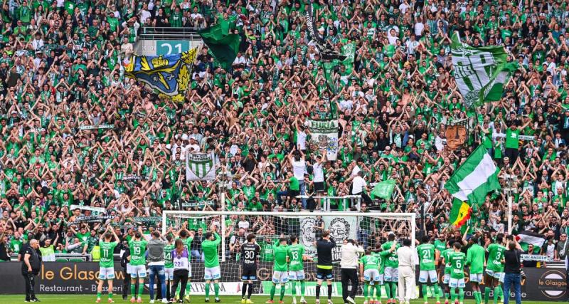  - ASSE : la magnifique communion entre joueurs et supporters après la victoire contre Concarneau