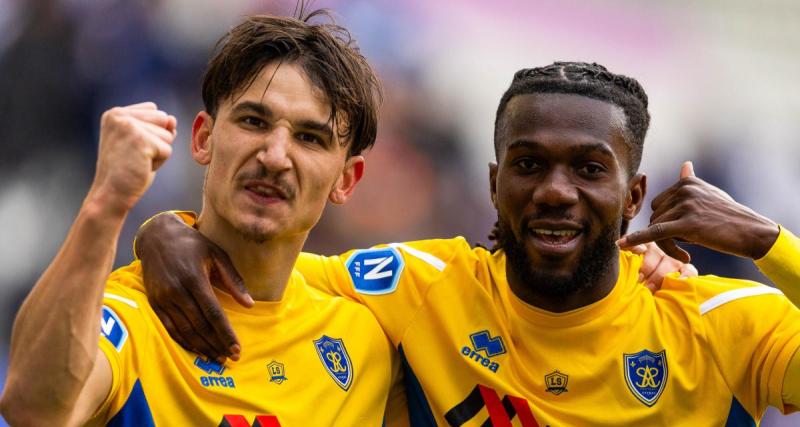  - Epinal : la joie des joueurs spinaliens après la victoire contre Nîmes