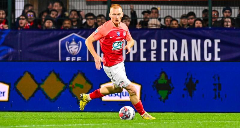  - Rouen : le magnifique but égalisateur de Valentin Sanson contre Châteauroux 