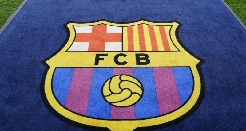  - PSG : la "provocation" du Barça devant la Tour Eiffel