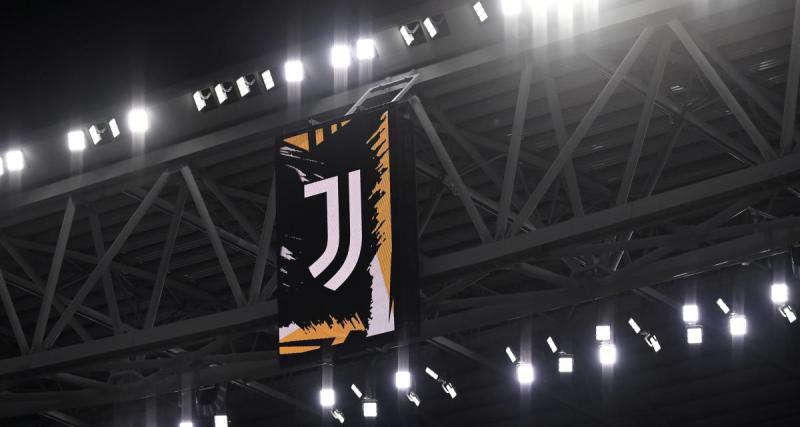  - Quand un député européen...insulte la Juventus au parlement