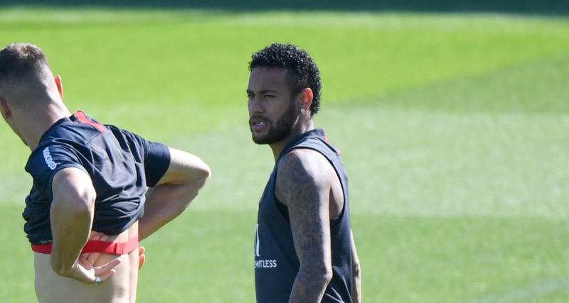  - PSG : Neymar aurait frappé un Titi avant son départ